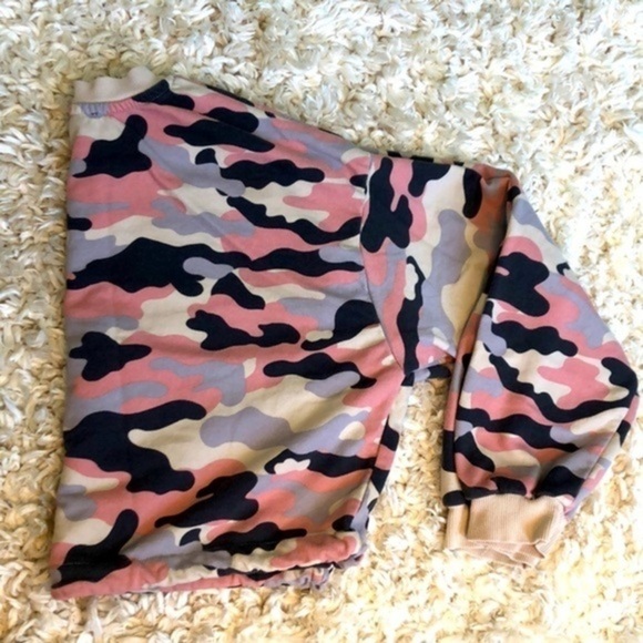 BERSHKA | Pink Camo Crop Drawstring Waist Sweatshirt - Size L - Picture 7 of 10